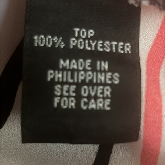 By & By Blouse Sz M Striped V-Neck ¾ Sleeve Cold Shoulder Lightweight - Picture 8 of 9